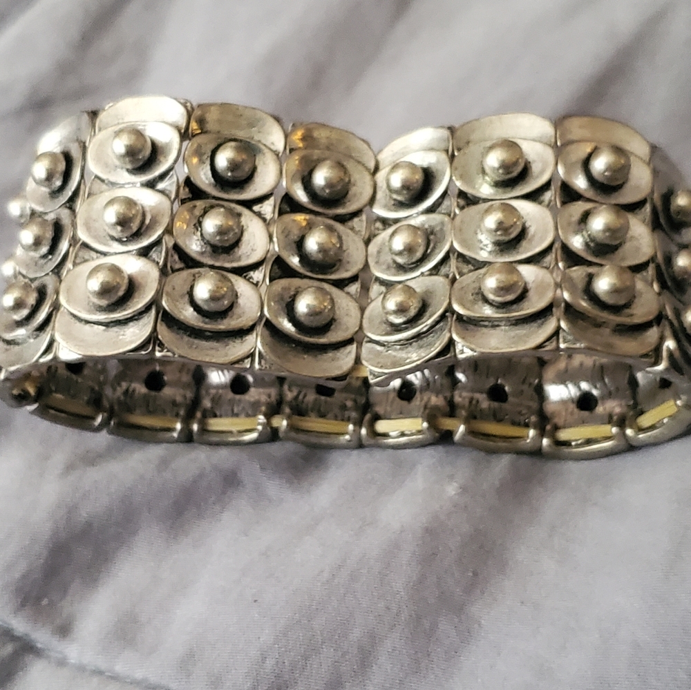 Bracelet - Picture 2 of 3